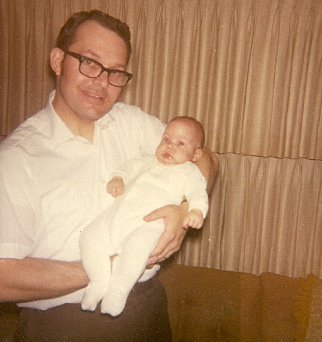 Family Photo 1987 001.jpg
